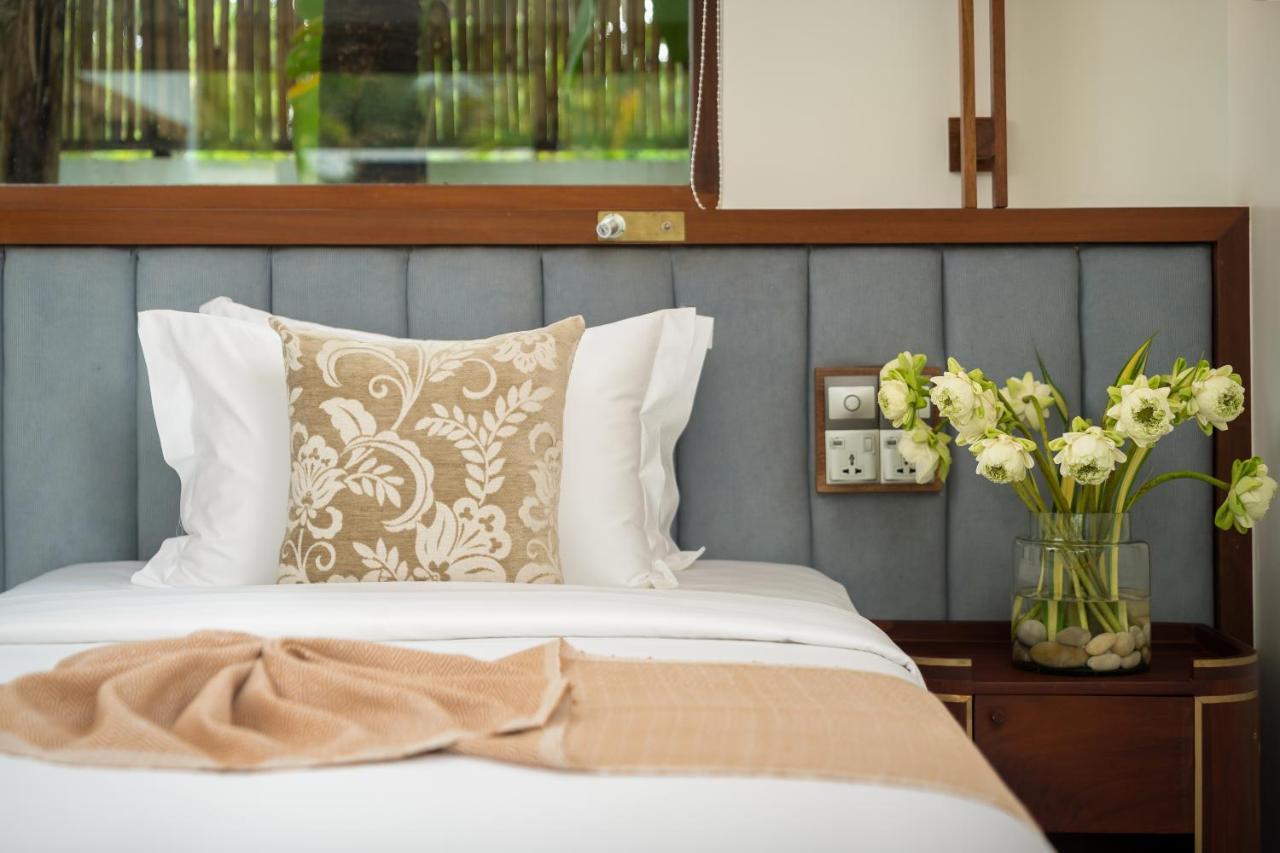 Waka Villa Private Pool Resort & Spa - Adults Only เสียมราฐ ภายนอก รูปภาพ