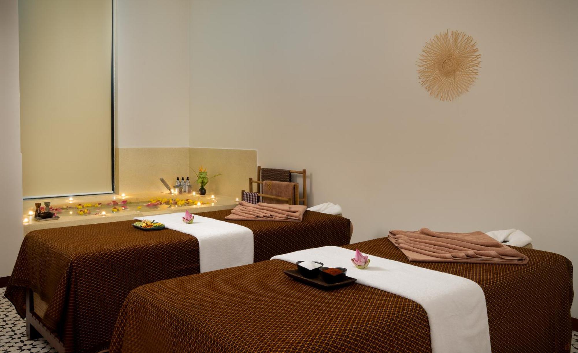 Waka Villa Private Pool Resort & Spa - Adults Only เสียมราฐ ภายนอก รูปภาพ